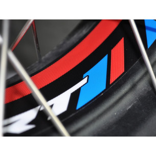 01-img-uniracing-adhesivo-protector-moto-k47943 2